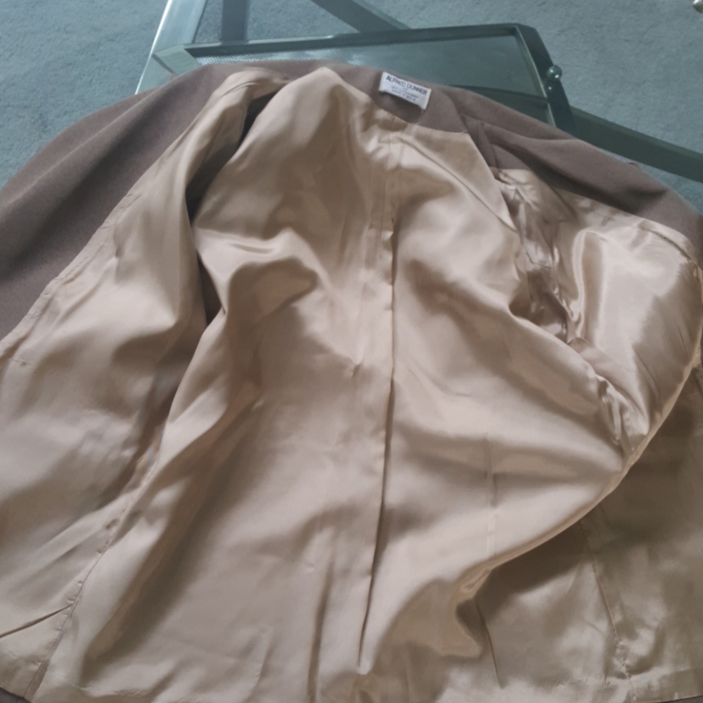 Alfred Dunner. Basic Lined Blazer. 12. Tan. - image 3